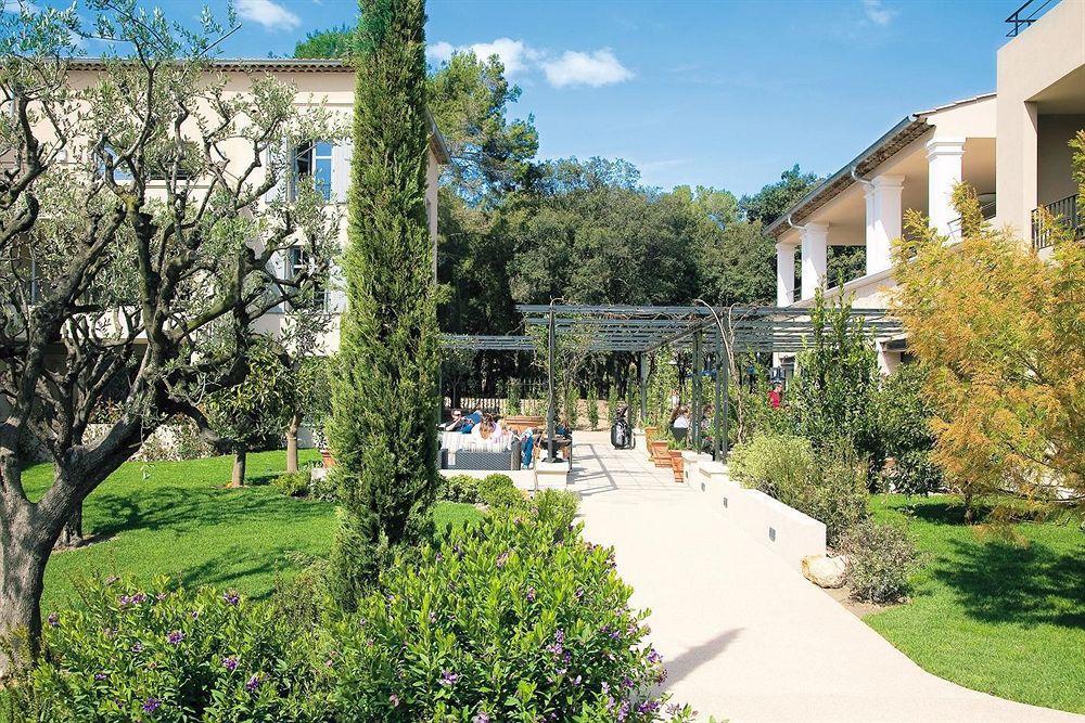 Residence Hoteliere 4 Etoiles Les Mas Du Grand Vallon Mougins Bagian luar foto