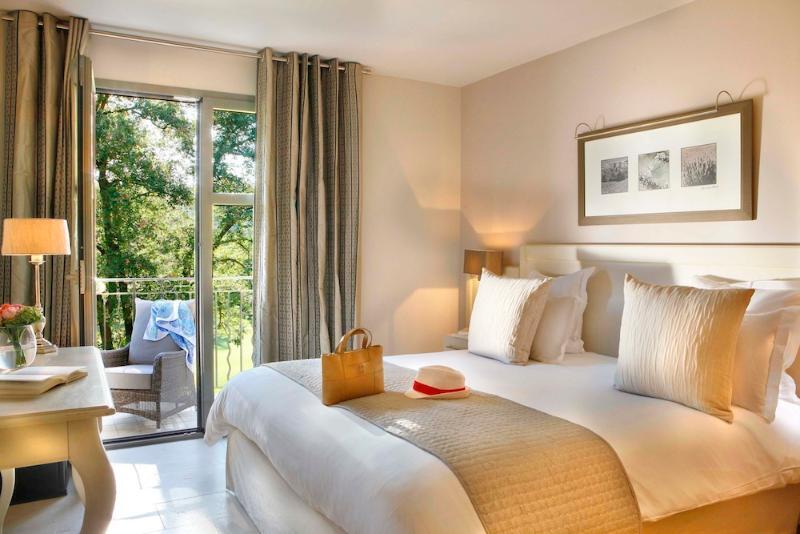 Residence Hoteliere 4 Etoiles Les Mas Du Grand Vallon Mougins Bagian luar foto